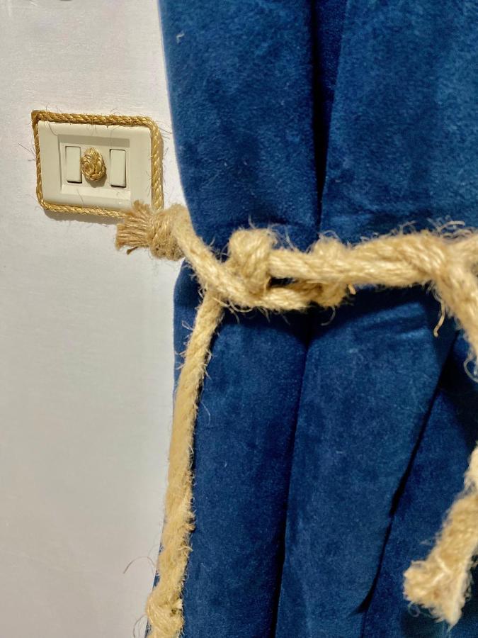 Blu Airport Room フィウミチーノ エクステリア 写真